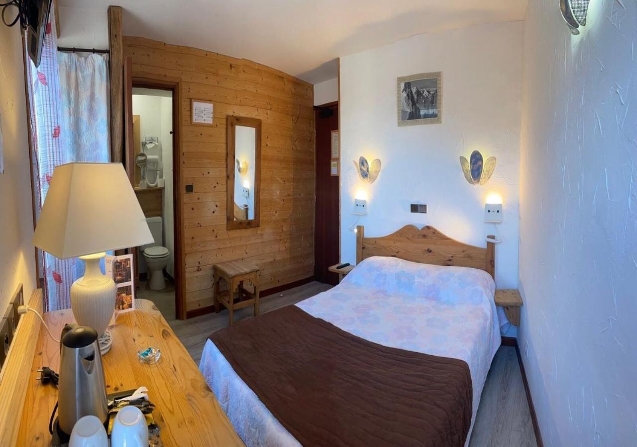 Hotel De Bourgogne Сольё Экстерьер фото